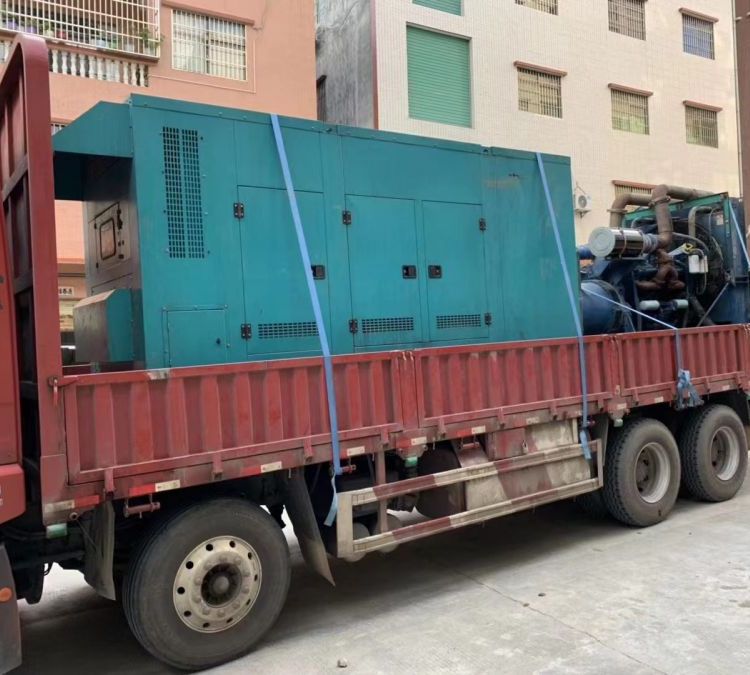 石楼如何在不同负载率下确保 400KW 柴油发电机组的正常运行？