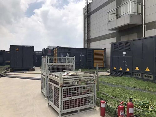 石楼除了定期检查，还有哪些方法可以及时发现接触式转速表探头的磨损？