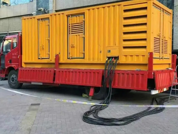 石楼如何确定水冷式机油散热器密封件的规格型号？